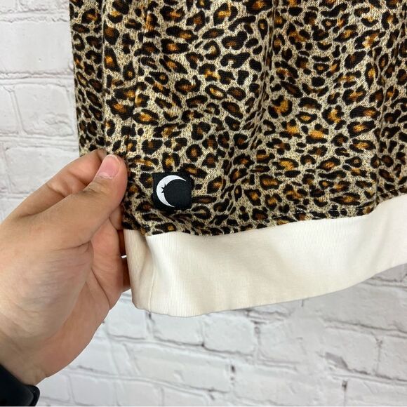 ZYIA Active Sweatshirt Women’s Small Cheetah Leopard Print Top Contrasting Trim - Picture 3 of 10